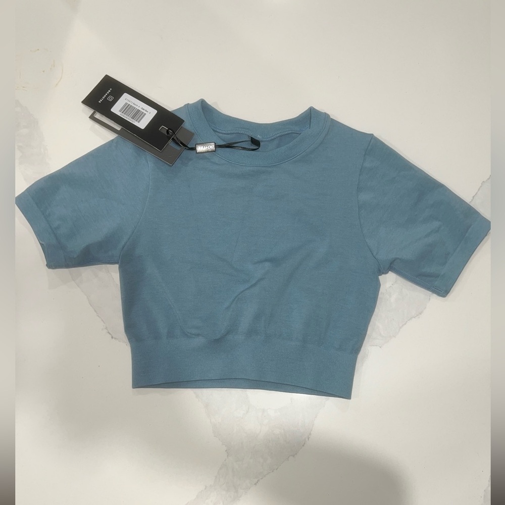 BO+TEE Cap Sleeve Define Luxe Crop Top in Denim Blue - Picture 3 of 6